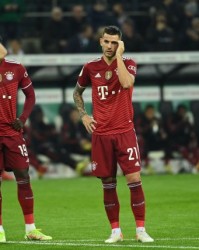  拜仁客场不敌弱旅爆冷丢榜首位置  