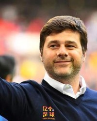  热刺主帅孔蒂赛后发布会怒辞职  