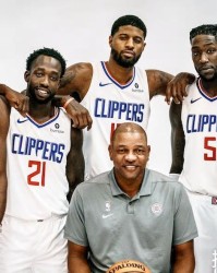  快船乔治复出首战砍下28+8+6  