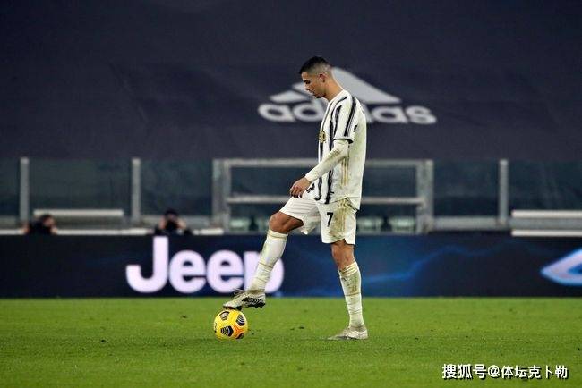  弗拉霍维奇戴帽佛罗伦萨强势重返欧冠区  